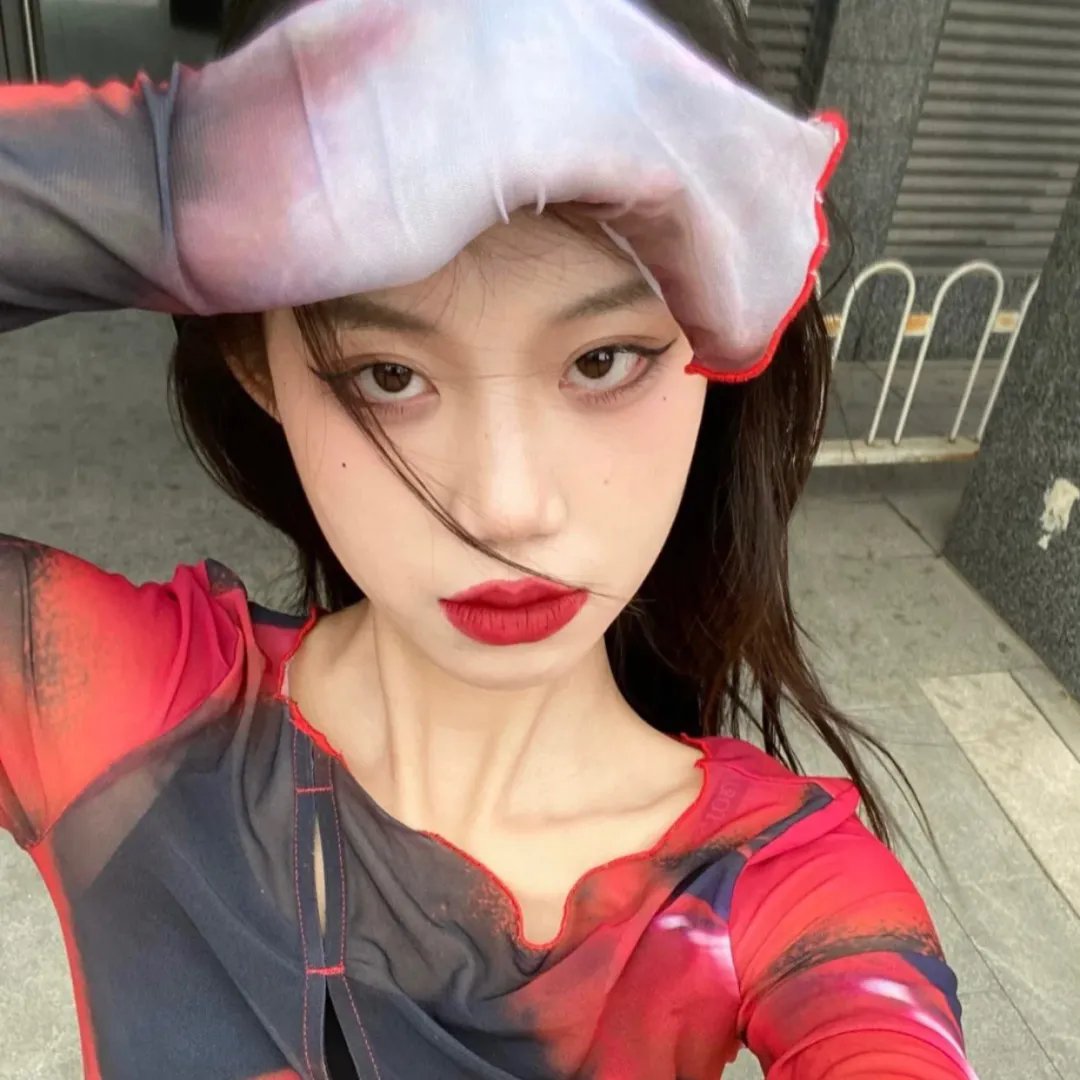 扭曲的波纹 在线观看封面